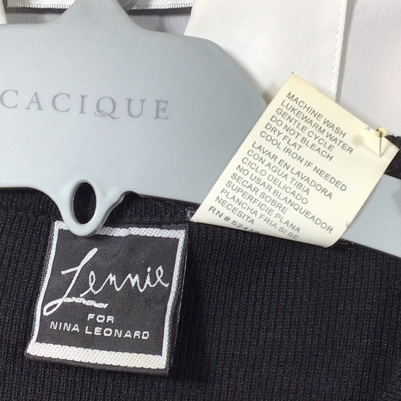 LENNIE Black Knit Short Sleeve Scoop Neck Knee Length - Picture 3 of 7